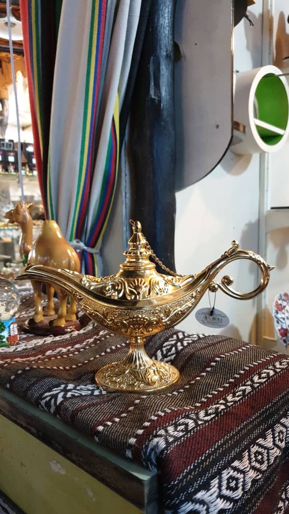 genie lamp at souq waqif