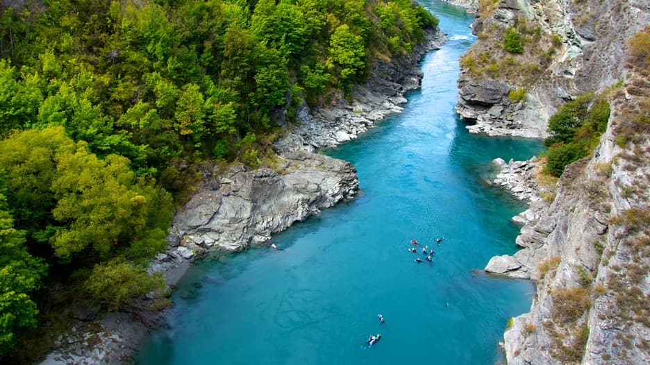 Kawarau Suspension Bridge, New Zealand