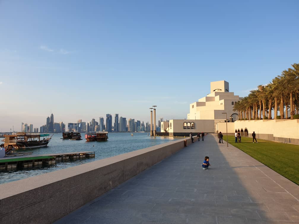 doha museum of islamic art by corniche