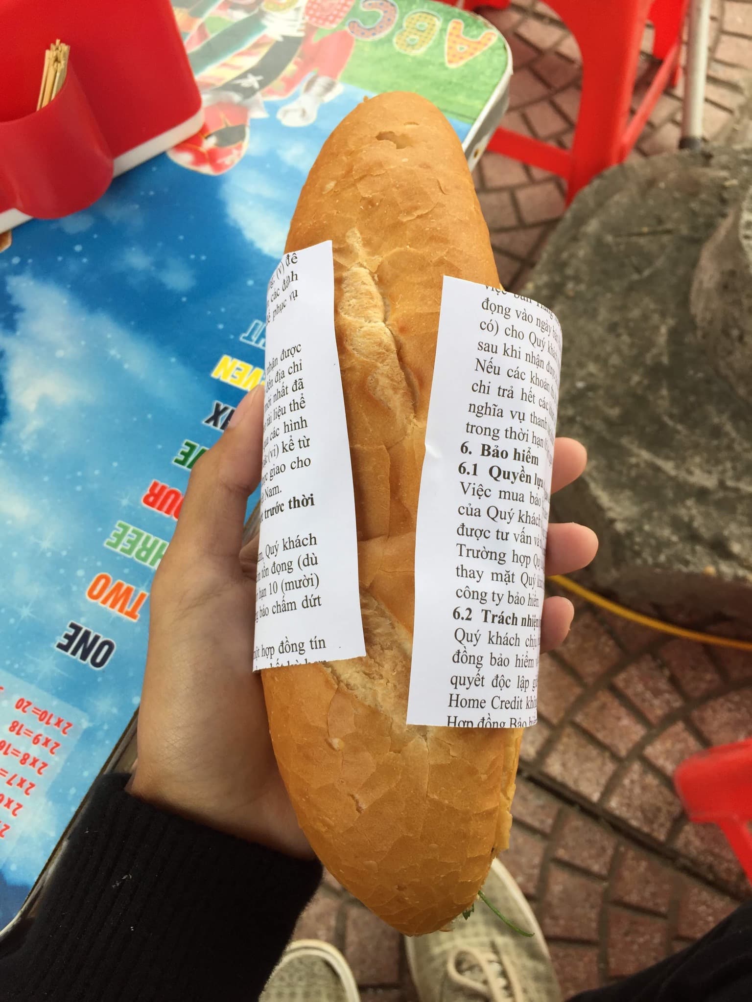 Ninh-Binh-street-food-banh-mi