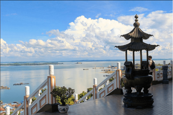 Puu Jih Shih Temple