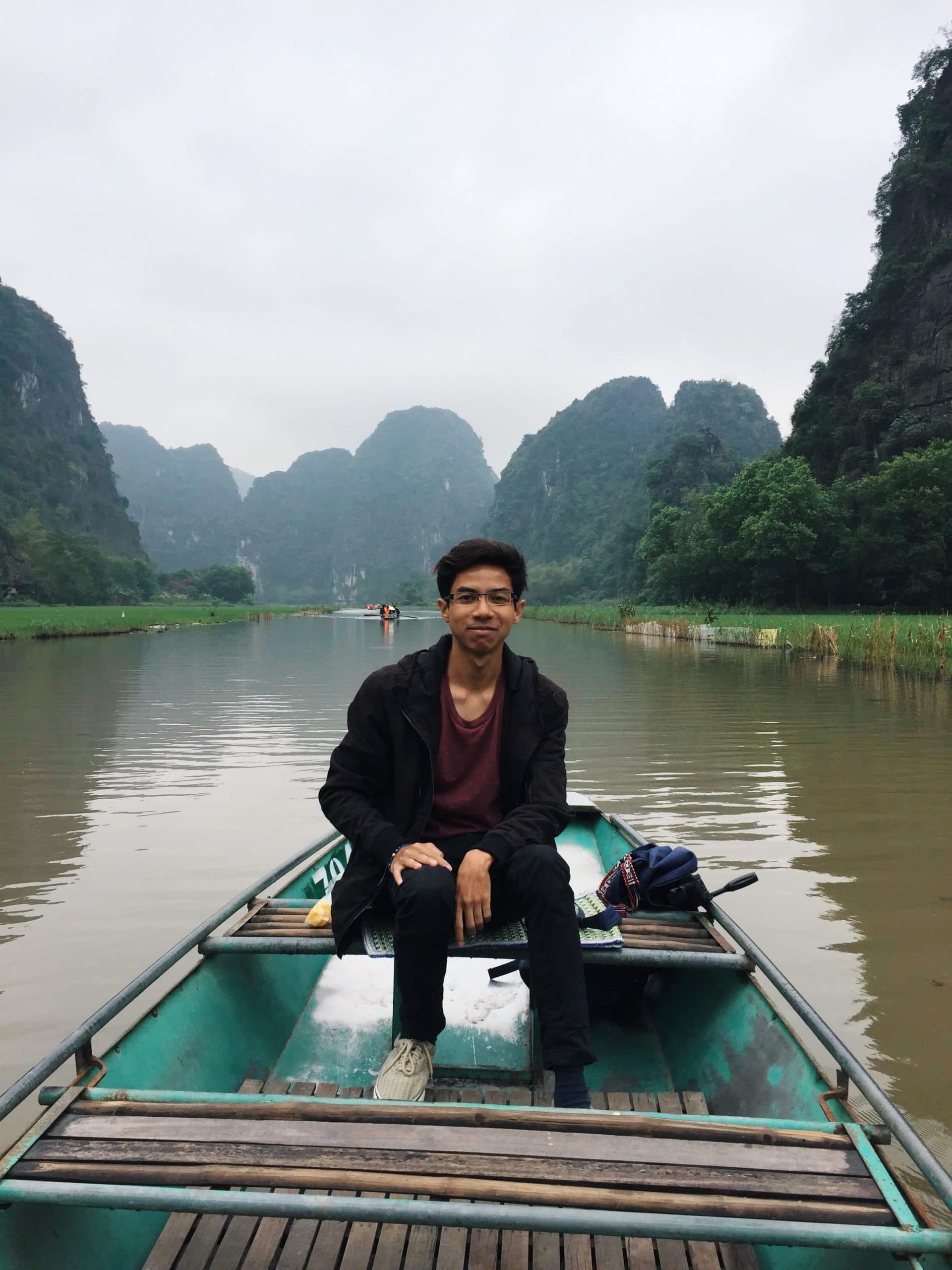 Tam-coc-boat-ride-portrait