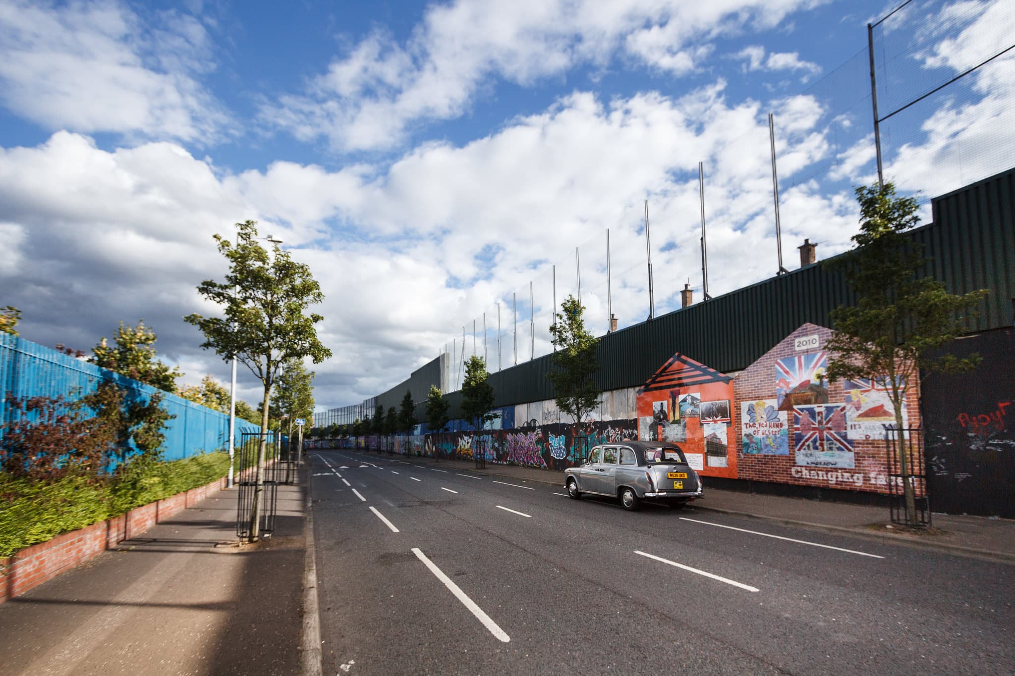 belfast-northern-ireland-peace-walls