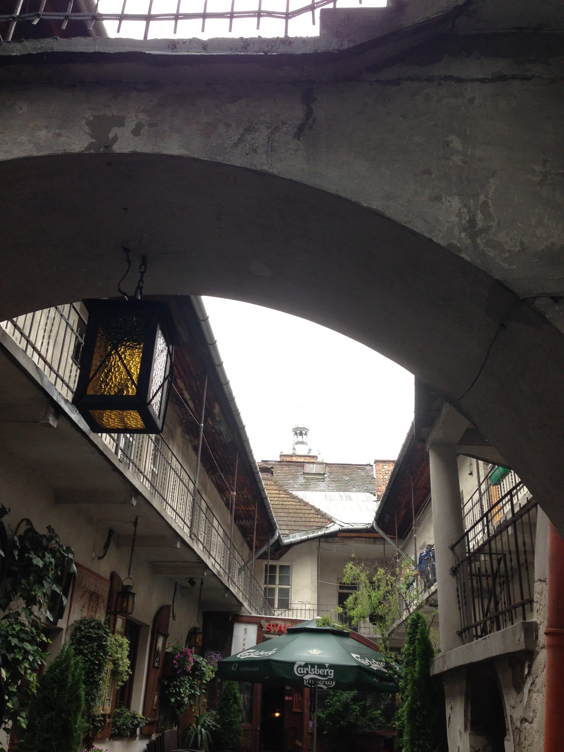 kazimierz-courtyard-krakow