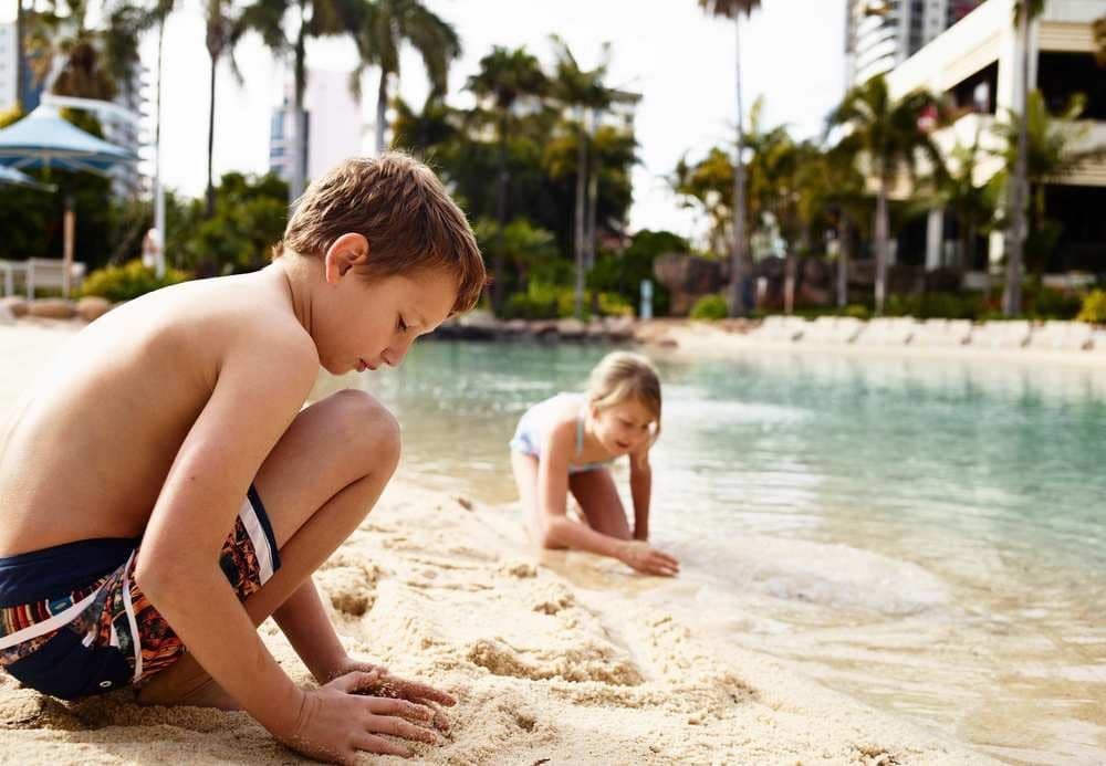 marriot-goldcoast-pool