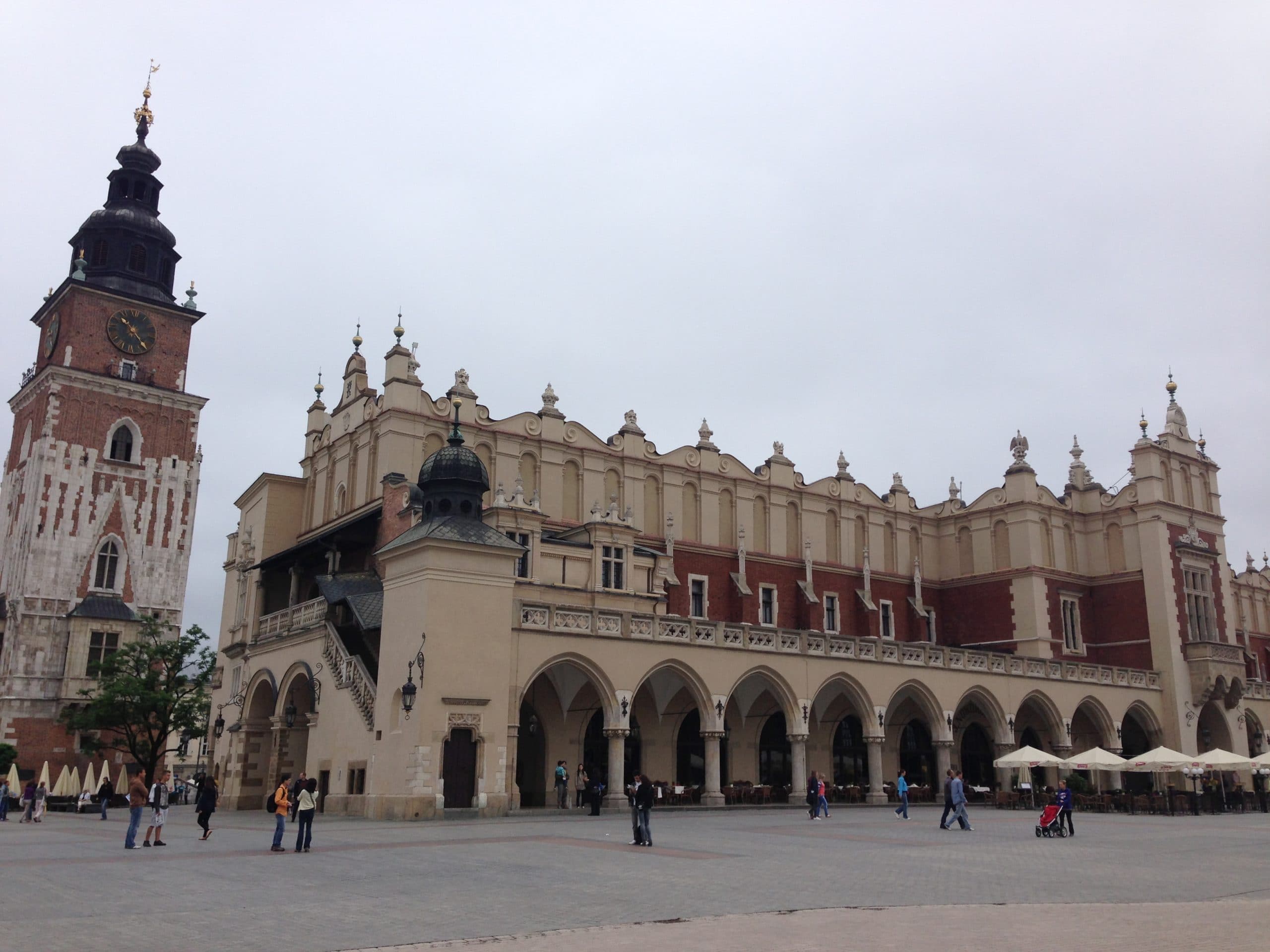 renaissance-cloth-hall-krakow