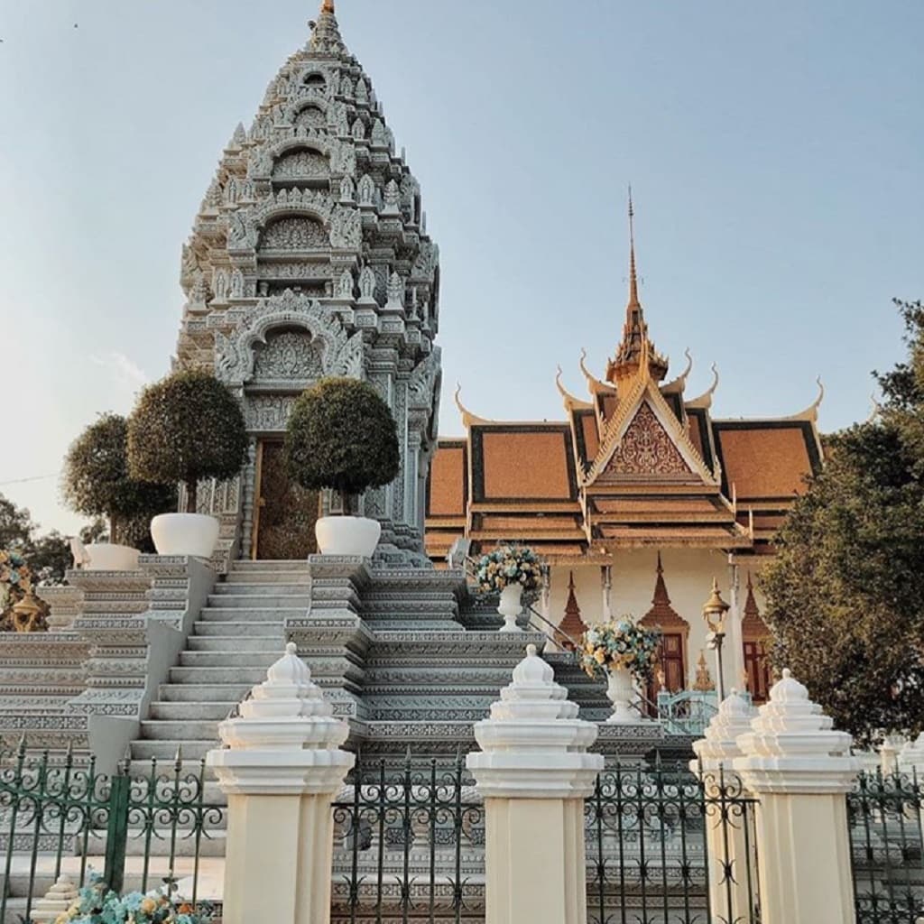 royal-palace-phnom-penh