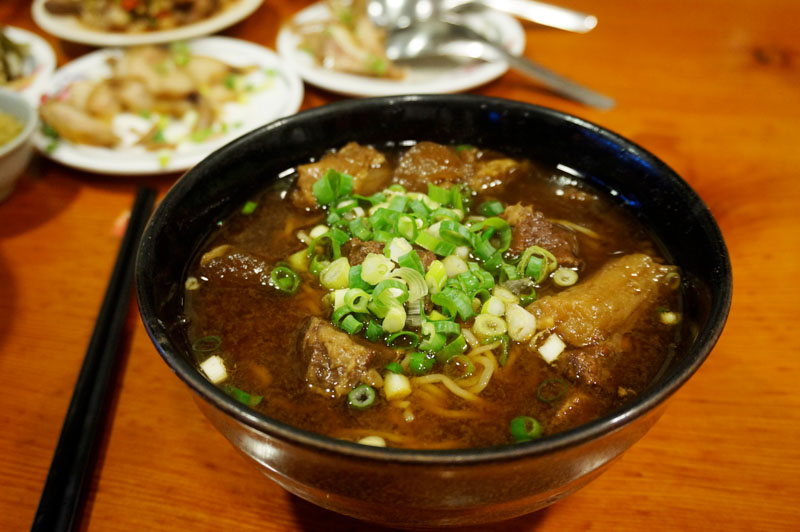 Taiwan beef noodles