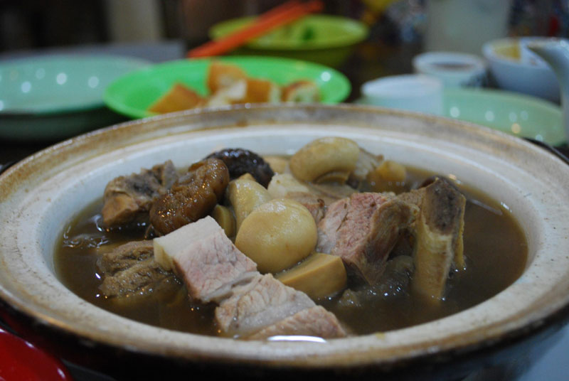Klang Bak Kut Teh (Pork Rib Soup)