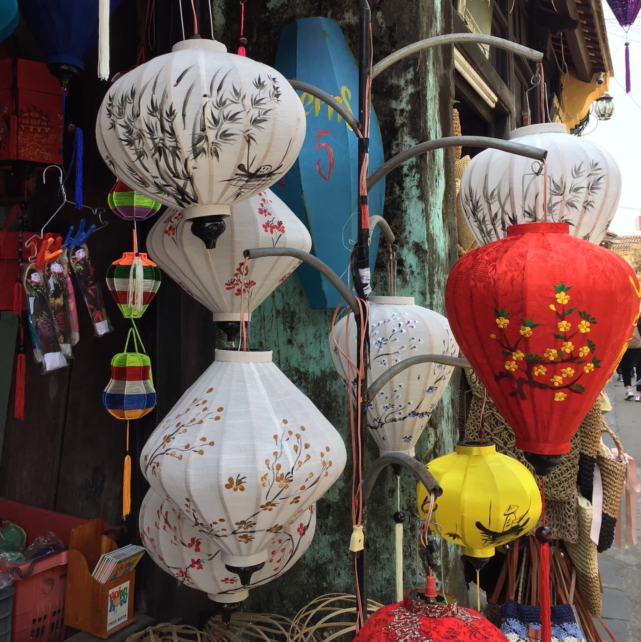 Shopping-lamps-hoi-an