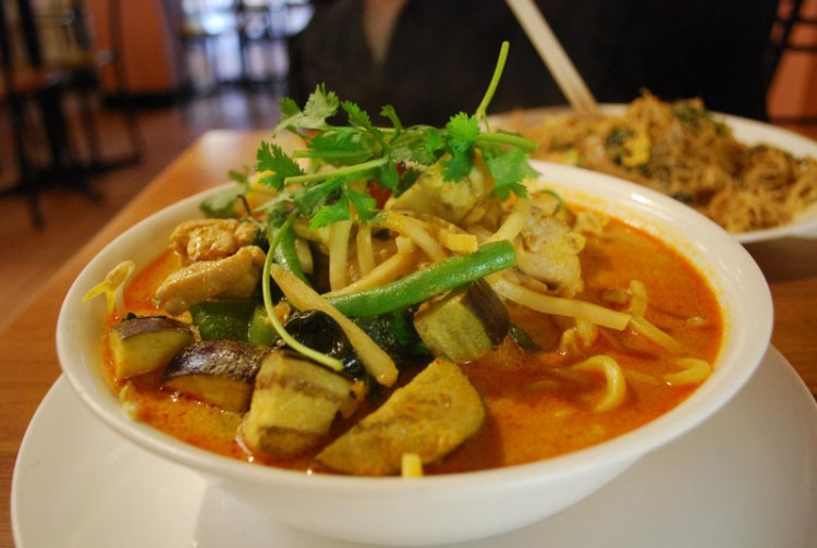 Thai-curry-noodles