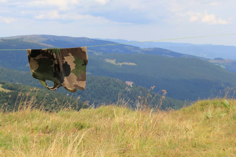 clothesline-pegs-backpacking