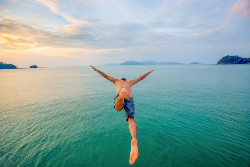 diving