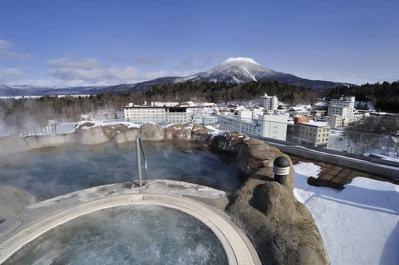 Outdoor Onsen in New Akan Hokkaido Hotel