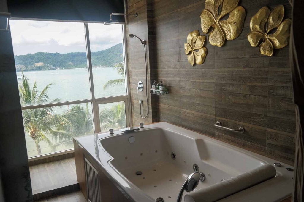 phuket-patong-signature