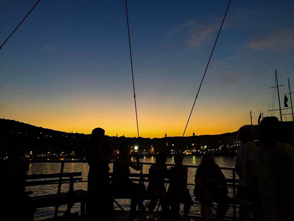 sunset-cruise