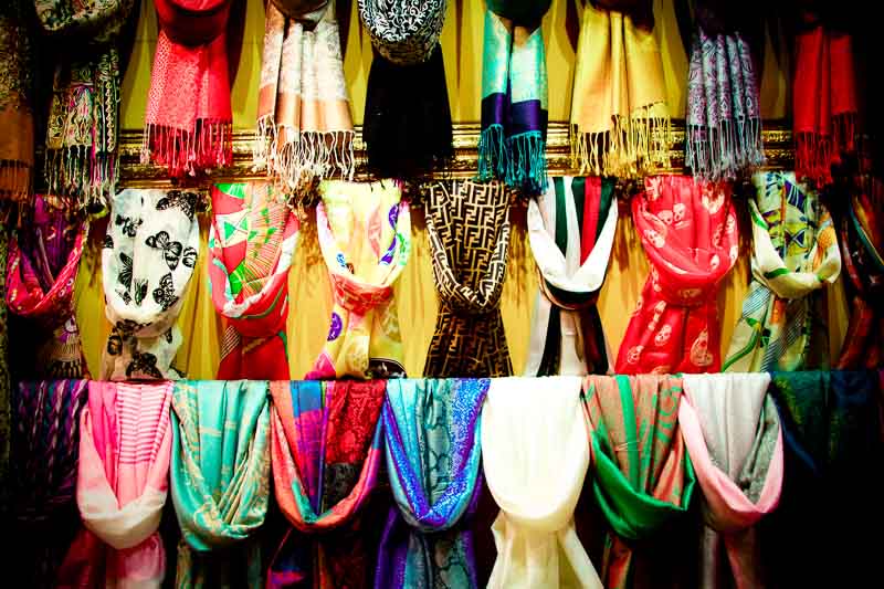 turkey-scarves-shopping