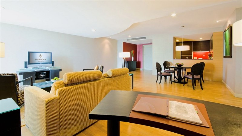 Urbana Bangkok Apartment Hotel